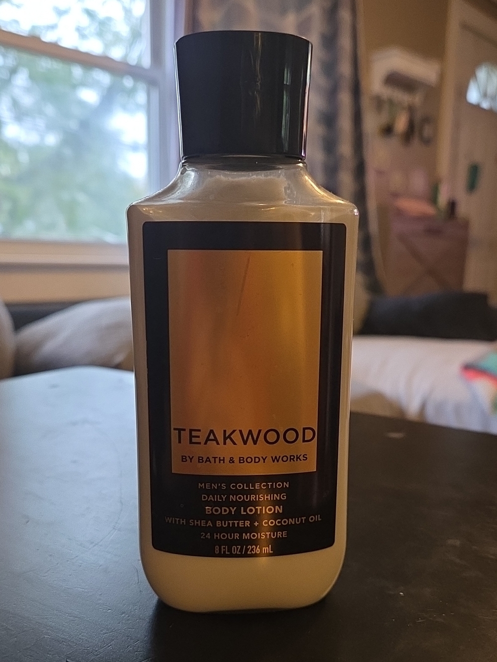 Bath & Body Works Teakwood Lotion - Black & Gold